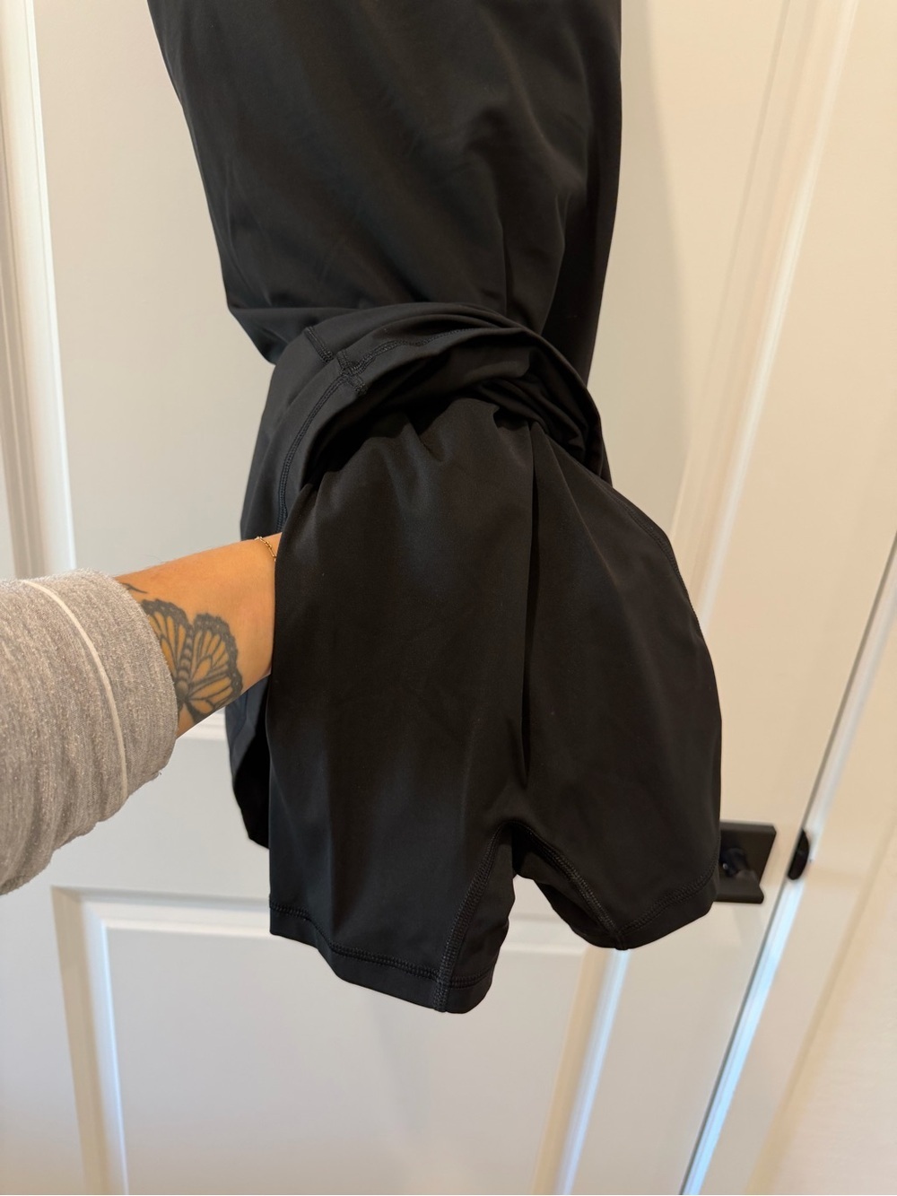 Athletic dress - Picture 3 of 4
